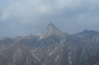 雪帽山