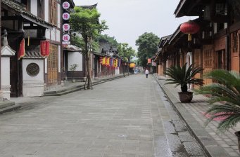 閬中古鎮(zhèn)步行街