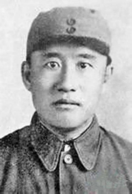 藍(lán)運(yùn)東