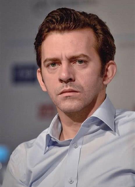 彼得·格洛瓦茨基